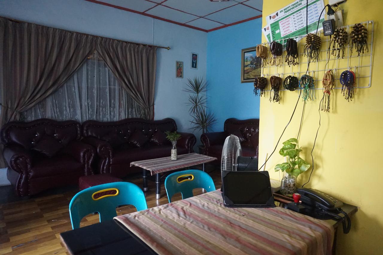 Kuala Namu Guest House Медан Екстериор снимка